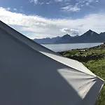 Siloya Basecamp Melbu