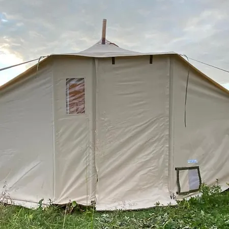 Luxury tent Siloya Basecamp Melbu