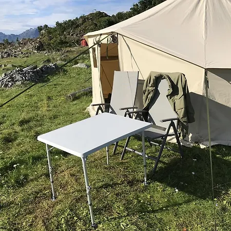 Siloya Basecamp Melbu