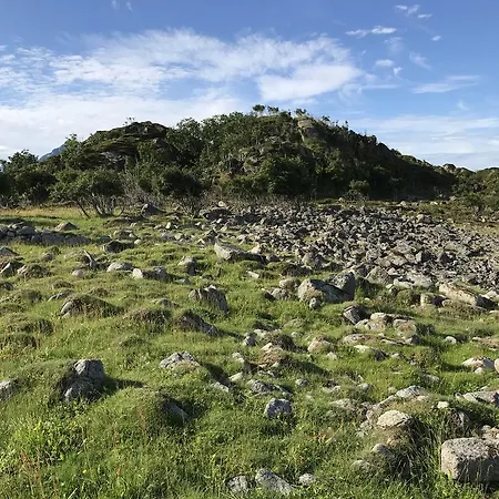Siloya Basecamp * Melbu