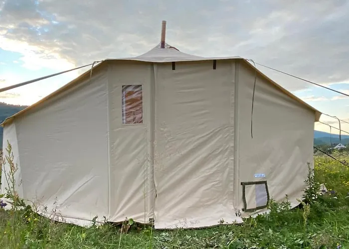 Luxury tent Siloya Basecamp Melbu