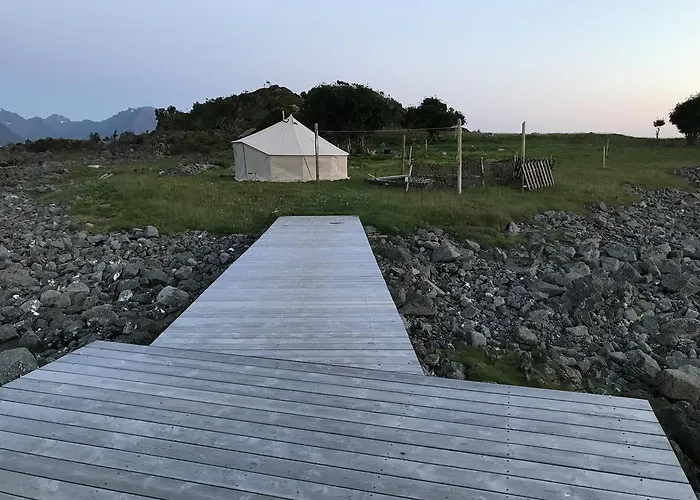 Siloya Basecamp Melbu